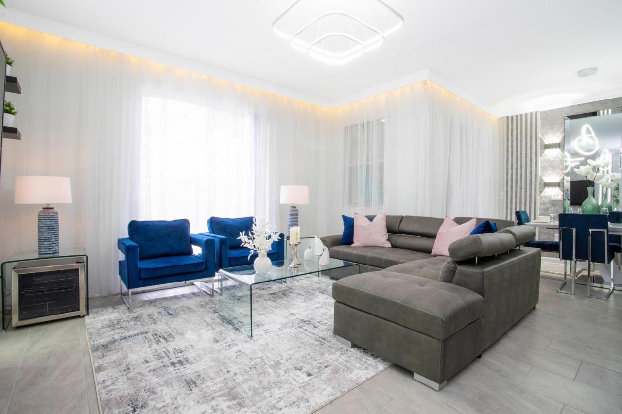 Hébergement de vacances Gorgeous 4bd W/ Pool Close To @ Storey 4289 Kissimmee