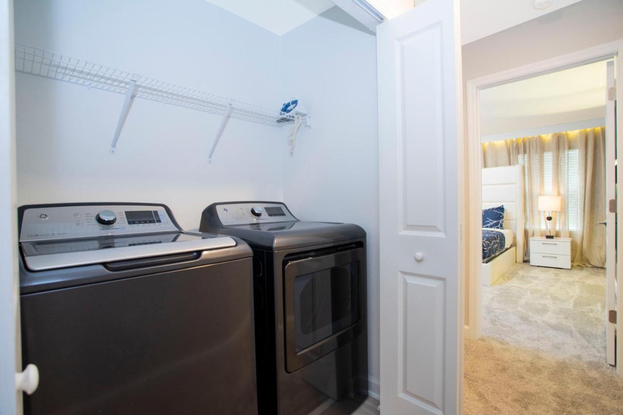 Gorgeous 4bd W/ Pool Close To @ Storey 4289 Hébergement de vacances