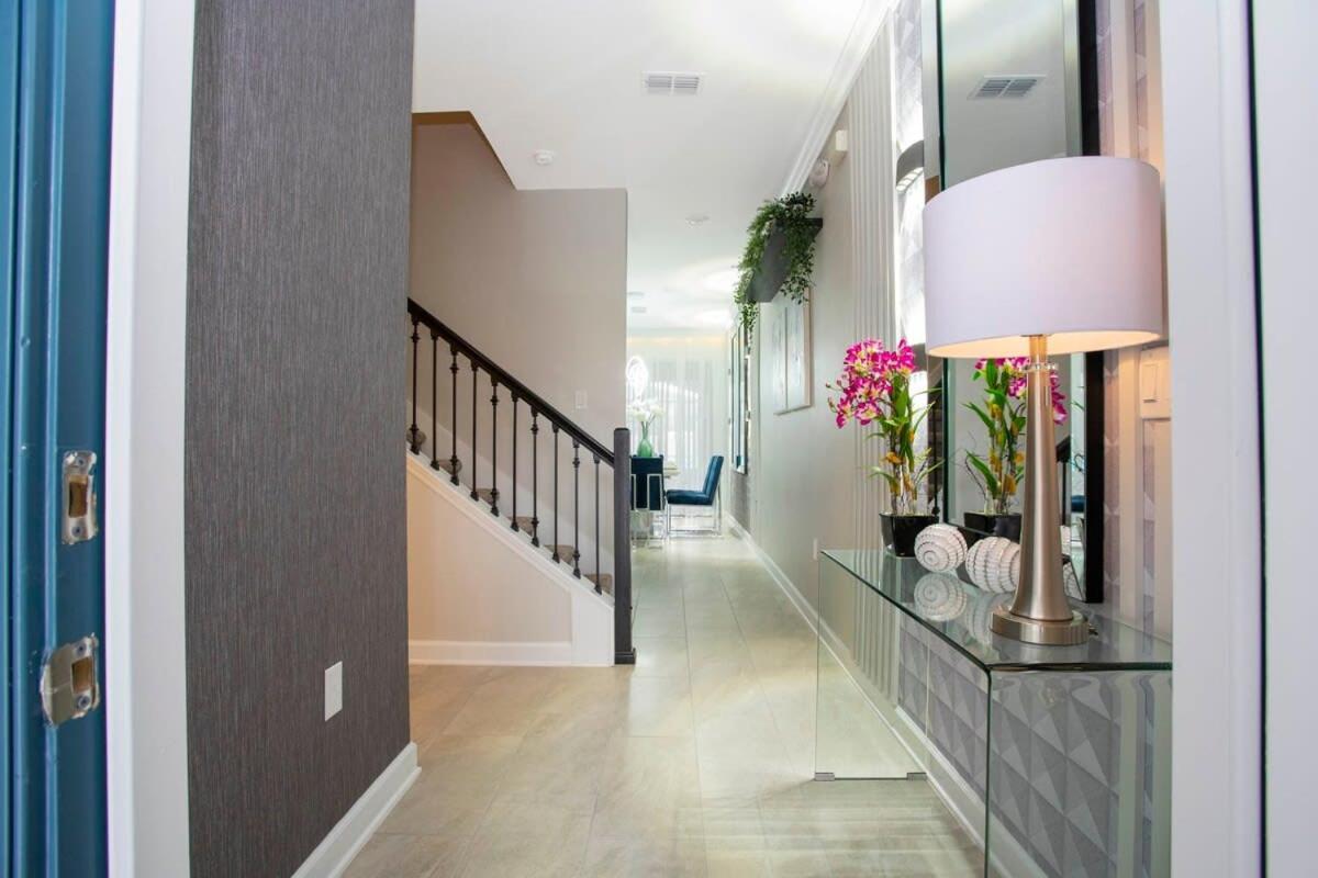 Gorgeous 4bd W/ Pool Close To @ Storey 4289 Hébergement de vacances